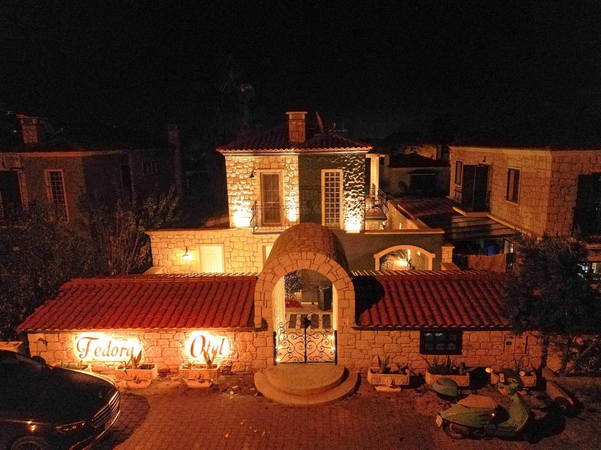 Fedora Otel Алачати Экстерьер фото