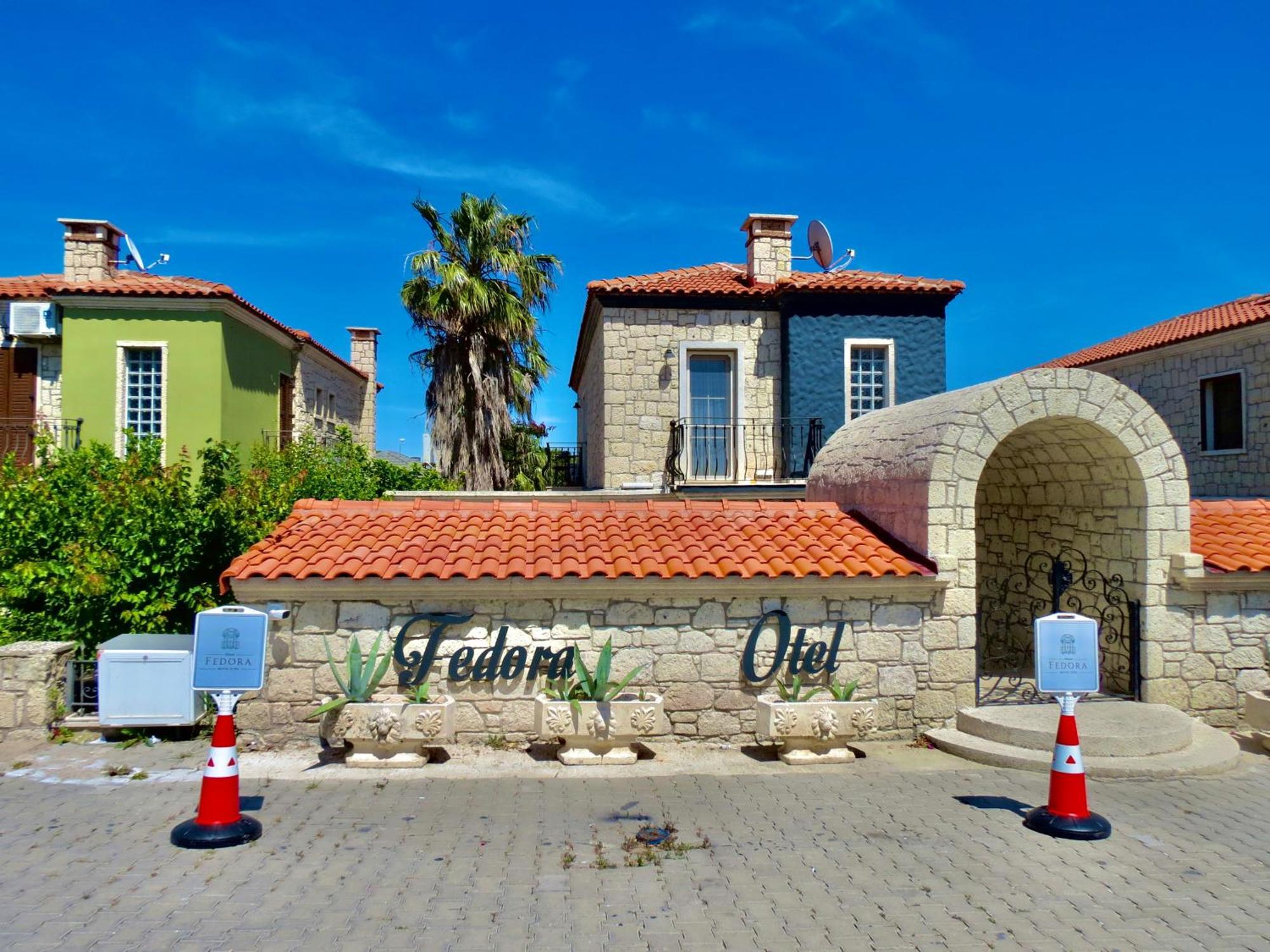 Fedora Otel Алачати Экстерьер фото