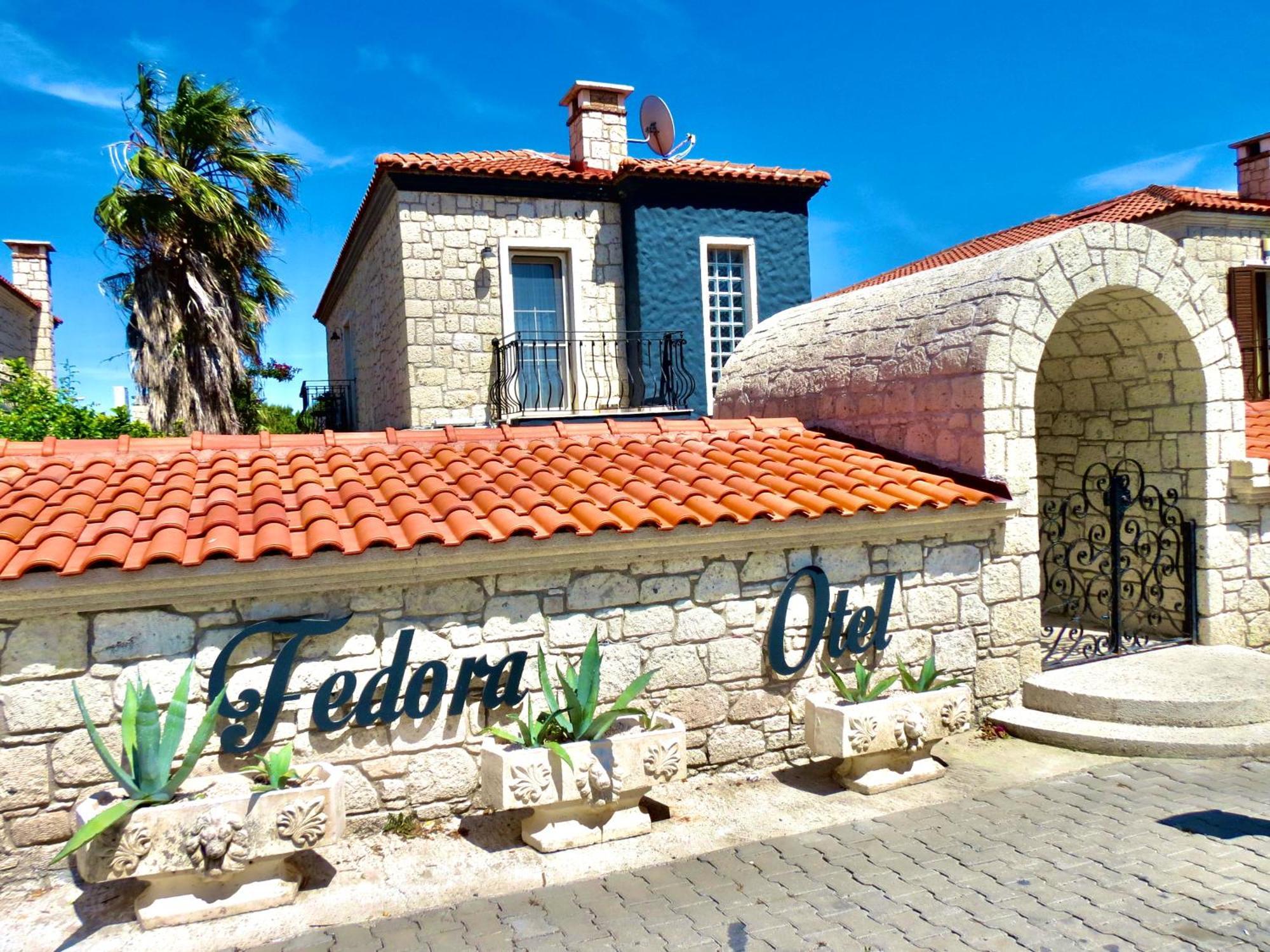 Fedora Otel Алачати Экстерьер фото