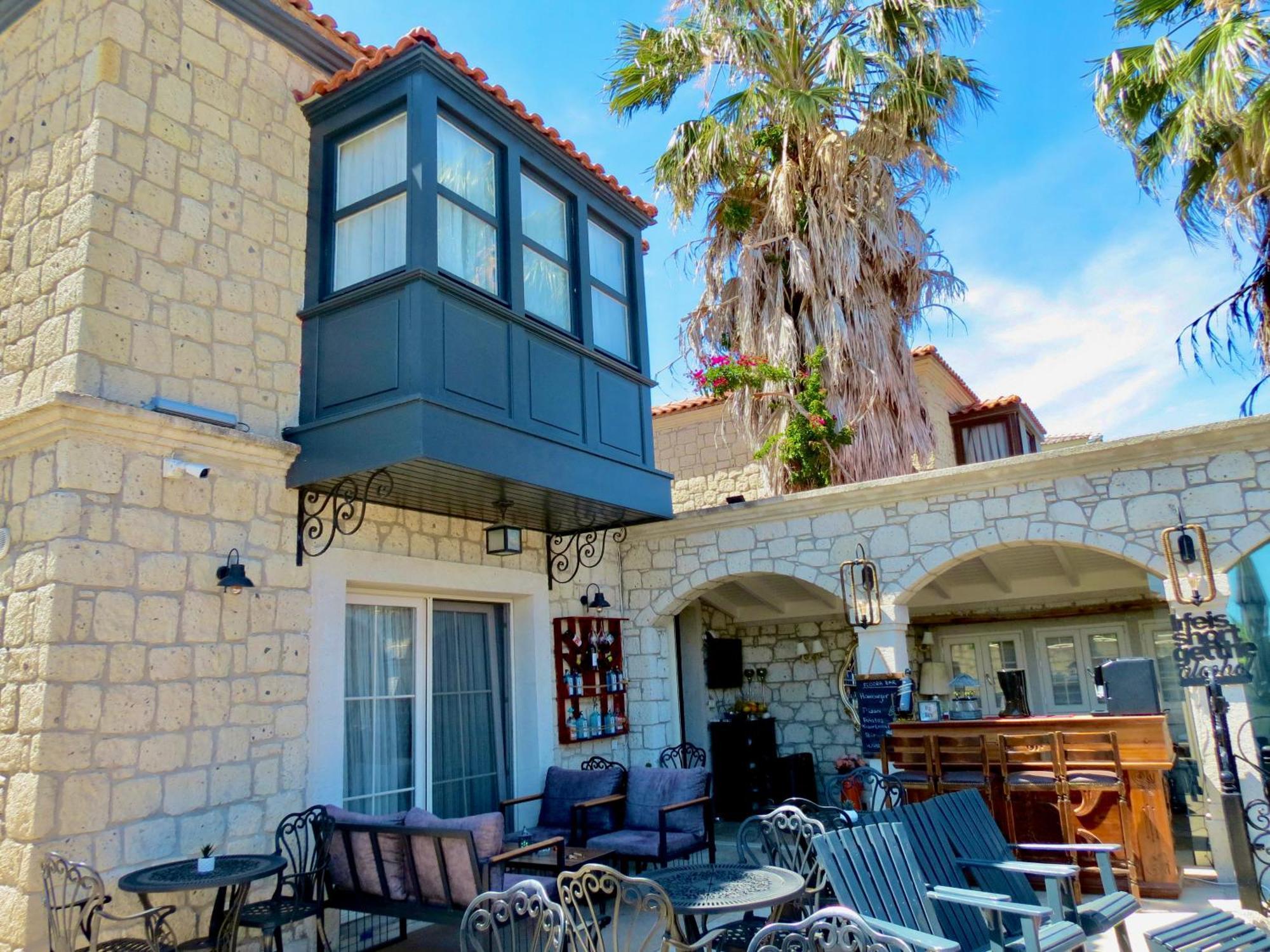 Fedora Otel Алачати Экстерьер фото