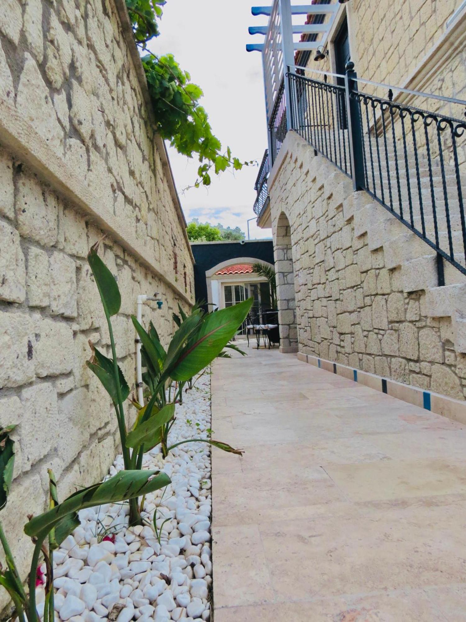 Fedora Otel Алачати Экстерьер фото