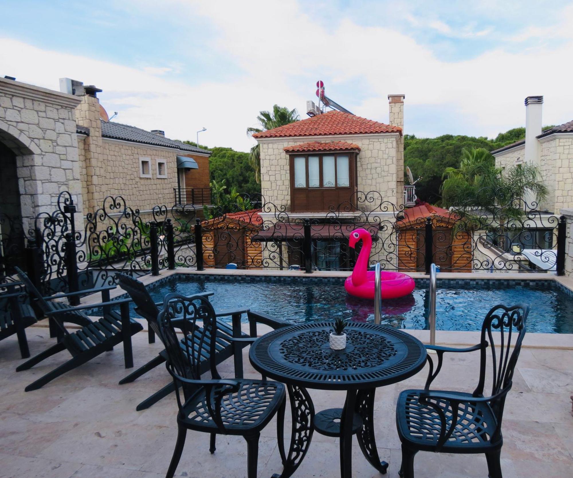 Fedora Otel Алачати Экстерьер фото